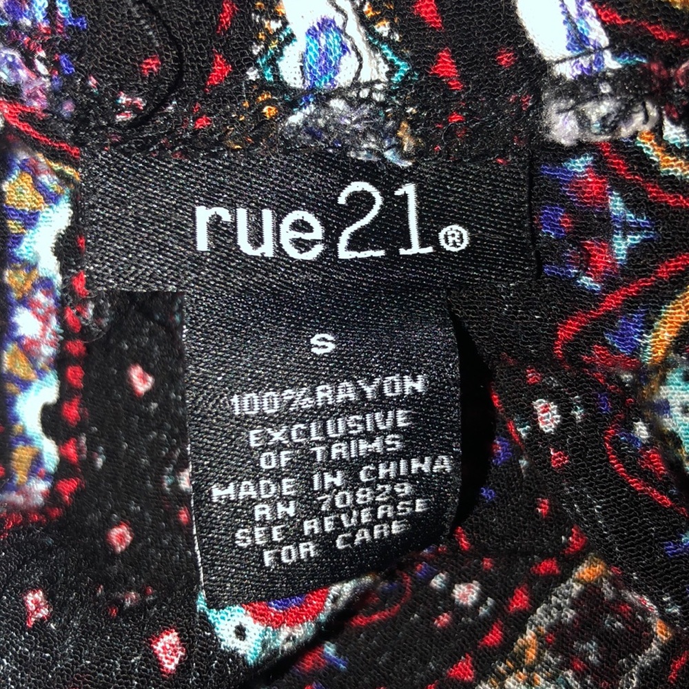SOLD! 🌈Rue 21 Tank Top - Picture 3 of 3
